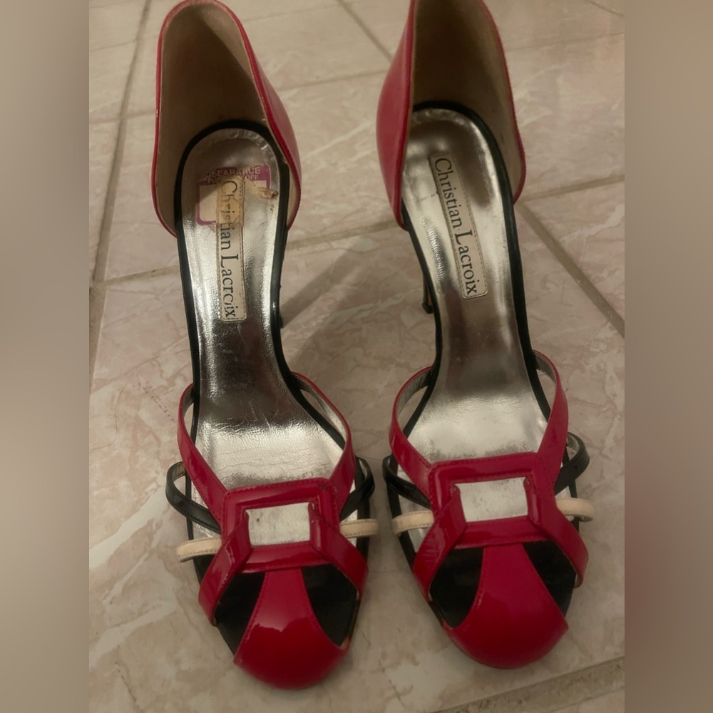 Christian Lacroix, size 40. Red/white/blue patten leather. Made in Italy